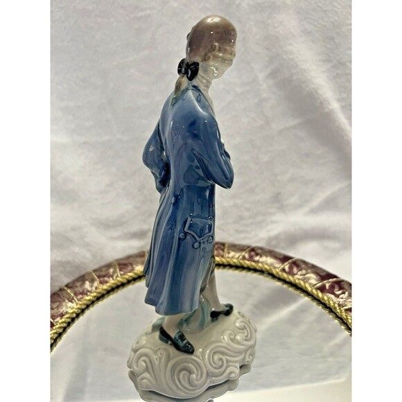 Goldcrest Creation "Rendezvous" by P. Porcher – Figurine #812 – 8.5" Tall - Picture 6 of 11